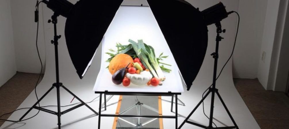 Softbox vs. Umbrella for Product Photography. Which Is Better?